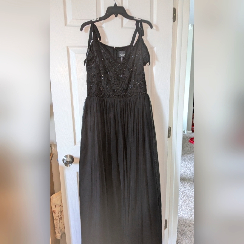 Adrianna Papell Black Evening Gown